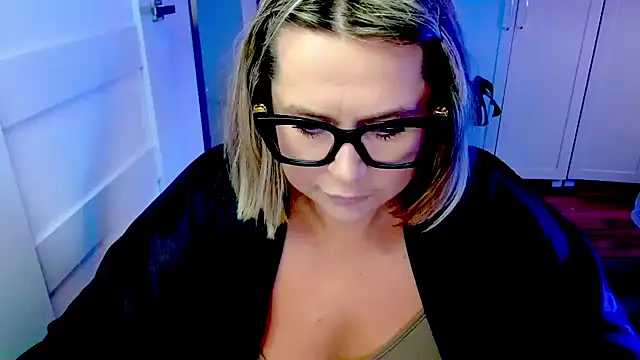 teaseDiana online show from May 7, 5:46 am