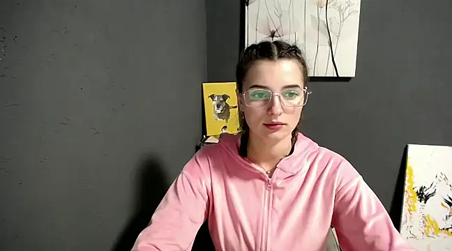 Snapshot of lady_olivia_ chatting on December 12, 5:59 pm lady olivia online show from December 12, 5:59 pm
