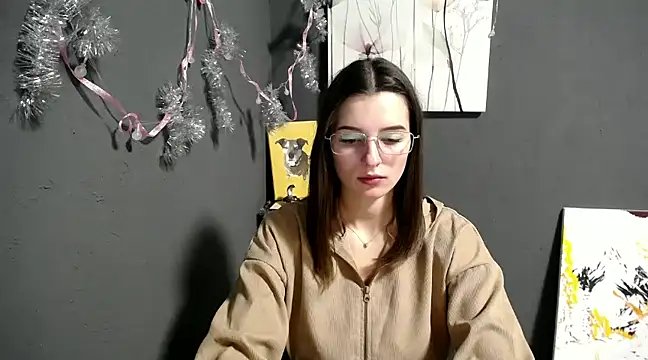 Snapshot of lady_olivia_ chatting on December 20, 1:11 pm lady olivia online show from December 20, 1:11 pm