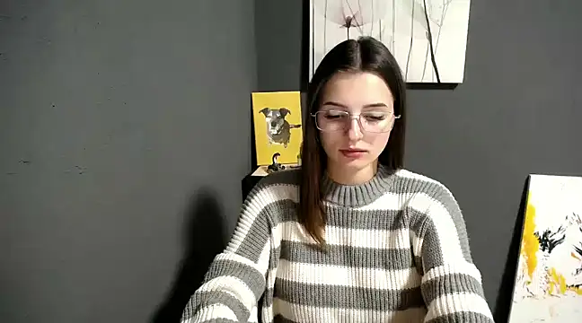 Snapshot of lady_olivia_ chatting on February 13, 1:48 pm lady olivia online show from February 13, 1:48 pm
