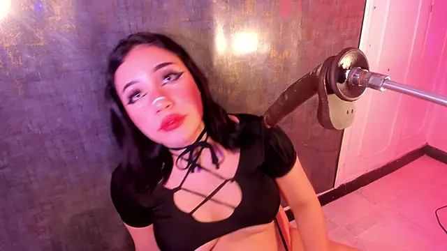 emy evie online show from October 23, 7:34 pm