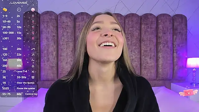 Victoria Adams14 online show from December 26, 3:53 pm