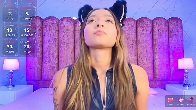 Victoria Adams14 online show from November 19, 3:06 am