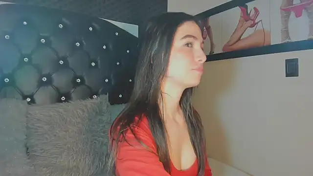 diana queen  online show from May 14, 3:57 am