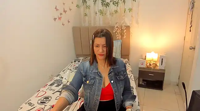 kataleyarios01 online show from January 9, 12:46 am