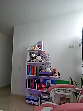 Snapshot of azumiichan chatting on February 5, 4:14 pm azumiichan online show from February 5, 4:14 pm