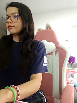 Snapshot of azumiichan chatting on March 6, 9:55 pm azumiichan online show from March 6, 9:55 pm