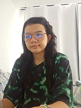 Snapshot of azumiichan chatting on March 17, 3:04 pm azumiichan online show from March 17, 3:04 pm