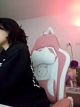 Snapshot of azumiichan chatting on March 24, 12:15 am azumiichan online show from March 24, 12:15 am