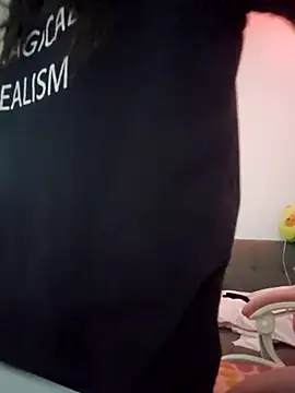 Snapshot of azumiichan chatting on March 26, 12:06 am azumiichan online show from March 26, 12:06 am