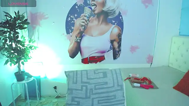 evelyn mature19 online show from October 12, 7:02 pm