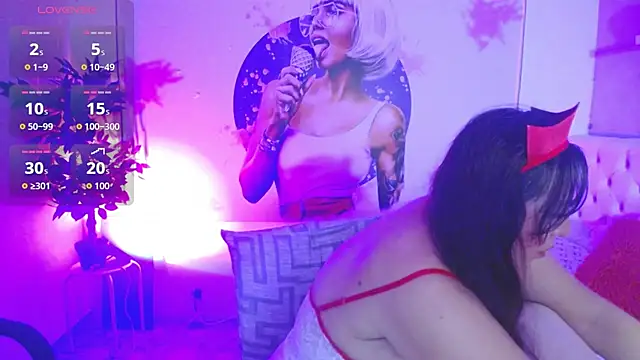 evelyn mature19 online show from October 18, 7:03 pm