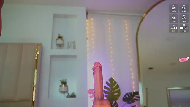 Snapshot of Sary_hott chatting on February 15, 9:16 am Sary hott online show from February 15, 9:16 am