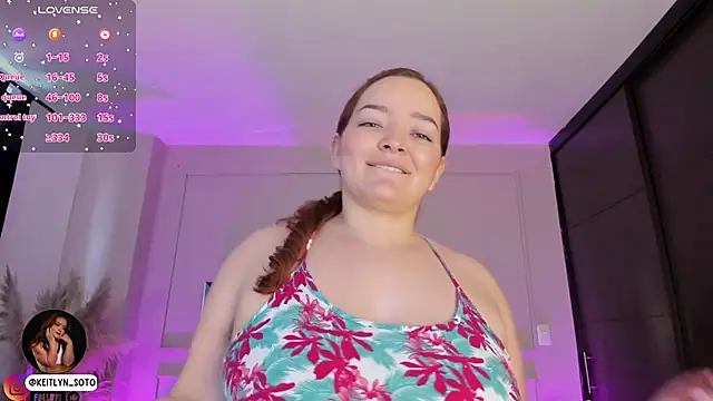 Snapshot of keitlynsoto chatting on February 25, 12:55 pm keitlynsoto online show from February 25, 12:55 pm