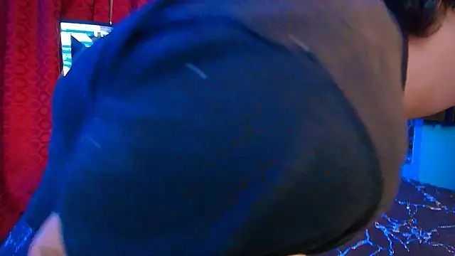 Snapshot of Luke_Howland chatting on February 12, 8:29 pm Luke Howland online show from February 12, 8:29 pm