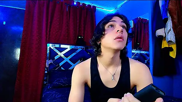 Snapshot of Luke_Howland chatting on March 20, 7:04 pm Luke Howland online show from March 20, 7:04 pm