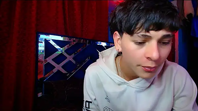 Snapshot of Luke_Howland chatting on September 27, 2:27 am Luke Howland online show from September 27, 2:27 am