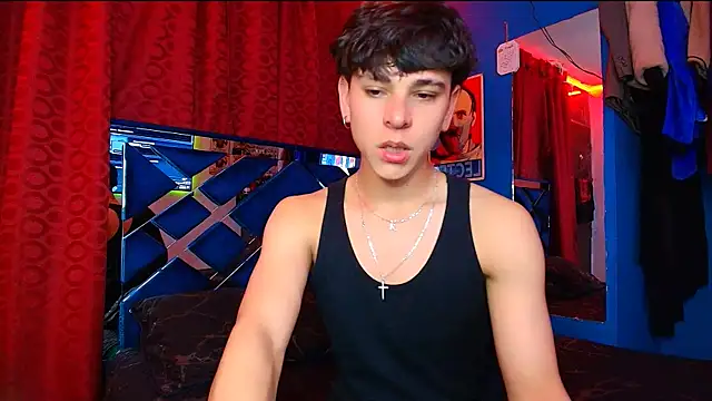 Snapshot of Luke_Howland chatting on October 7, 12:19 am Luke Howland online show from October 7, 12:19 am