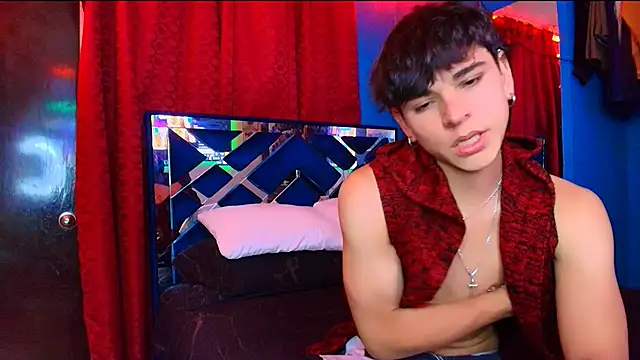 Snapshot of Luke_Howland chatting on March 14, 2:50 am Luke Howland online show from March 14, 2:50 am