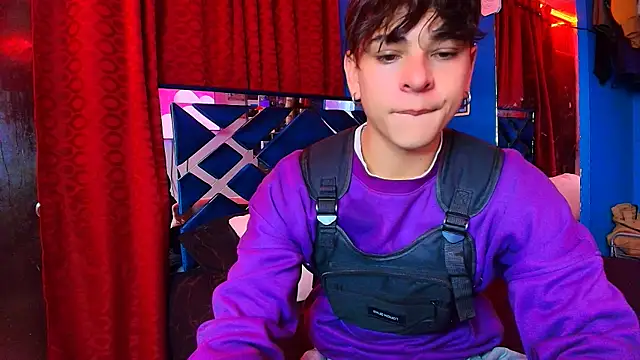 Luke Howland online show from May 15, 12:17 am