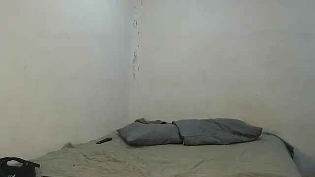 danielitopapuu online show from October 3, 9:50 am