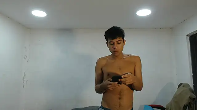 danielitopapuu online show from October 21, 11:44 am