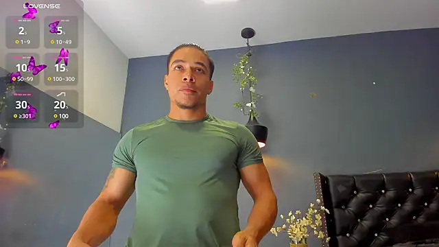 Bryson Collins  online show from March 6, 11:03 am