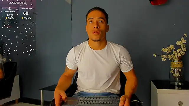 Bryson Collins  online show from March 13, 11:08 am