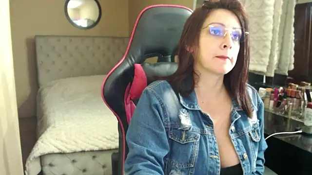 Carol Scottt online show from February 23, 8:55 am