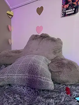 CarolaDrago online show from March 19, 9:08 pm