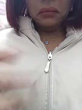 Snapshot of Mishka__ chatting on June 12, 9:57 pm Mishka online show from June 12, 9:57 pm