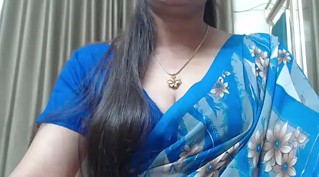 desi-maisa130 online show from January 5, 7:39 pm