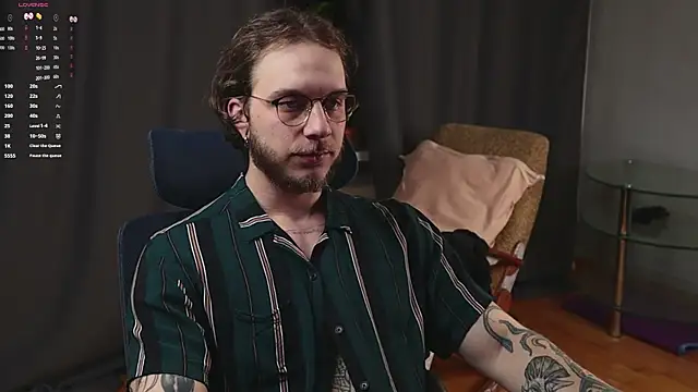 pleasure8869 online show from October 8, 3:59 am