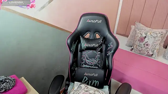 ginebra ness online show from December 7, 2:24 pm