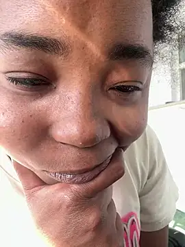 JCCaramelbarbie1 online show from March 5, 9:15 pm