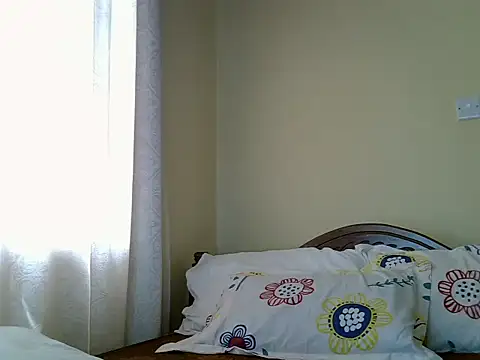 Oliviia  online show from January 10, 9:02 am