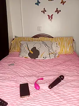 Oliviia  online show from October 1, 7:20 pm