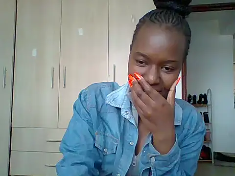 Oliviia  online show from October 11, 10:14 am