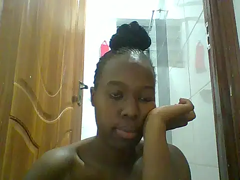 Oliviia  online show from October 12, 8:19 pm