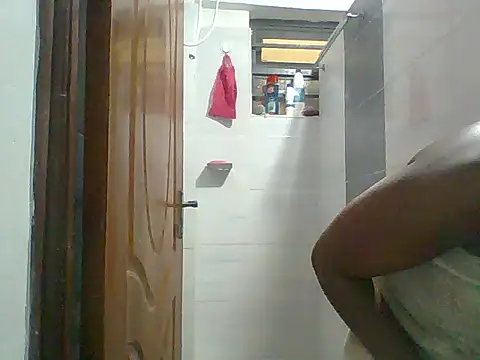 Oliviia  online show from November 1, 10:06 am