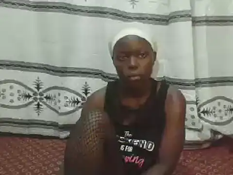 Snapshot of ebony_curvedass chatting on November 28, 10:01 pm ebony curvedass online show from November 28, 10:01 pm