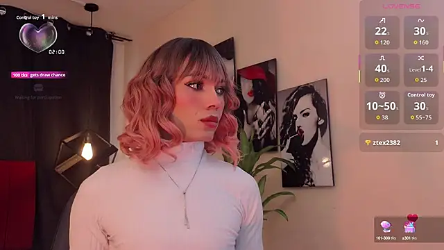 Megan Do Santos online show from October 10, 8:08 pm