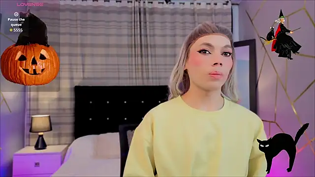 Megan Do Santos online show from October 25, 3:29 pm