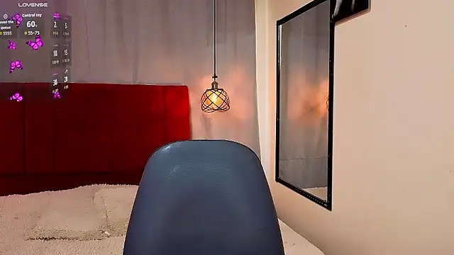 Snapshot of Megan_Do_Santos chatting on February 28, 3:24 pm Megan Do Santos online show from February 28, 3:24 pm