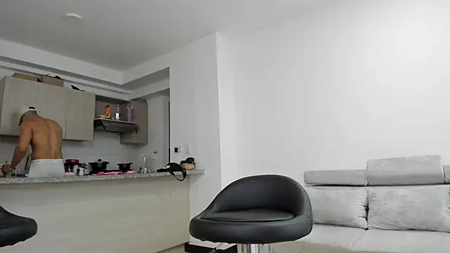 Snapshot of taurus_boy1 chatting on September 15, 11:21 am taurus boy1 online show from September 15, 11:21 am