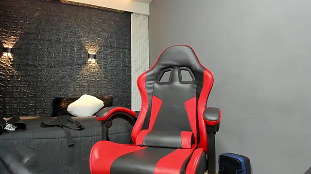 taurus boy1 online show from November 6, 11:11 am