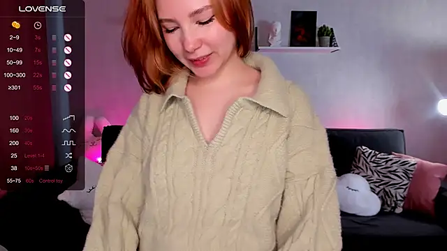 Snapshot of LanaBlu_ chatting on March 10, 8:37 am LanaBlu online show from March 10, 8:37 am