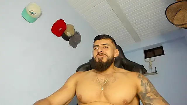 Snapshot of _Poseidon1_ chatting on October 6, 4:43 am  Poseidon1  online show from October 6, 4:43 am