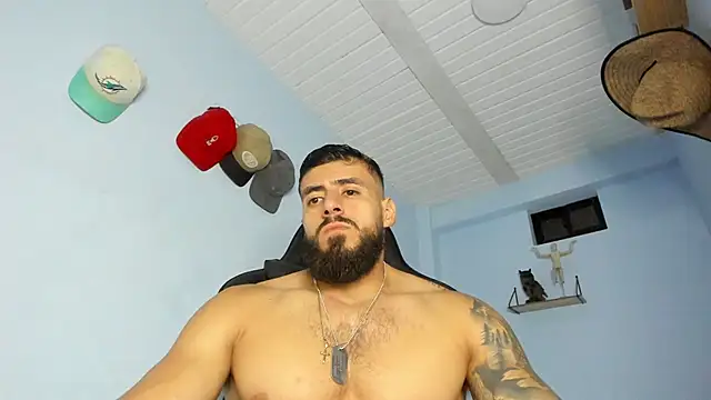 Snapshot of _Poseidon1_ chatting on October 12, 4:22 am  Poseidon1  online show from October 12, 4:22 am