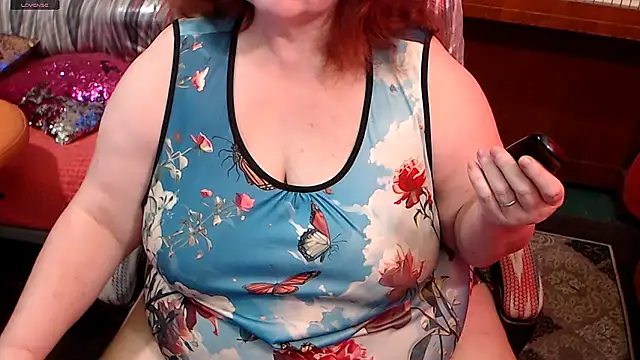 Snapshot of RoseRed69 chatting on March 10, 4:50 am RoseRed69 online show from March 10, 4:50 am